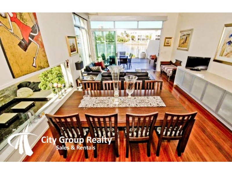 Chevron Island QLD 4217