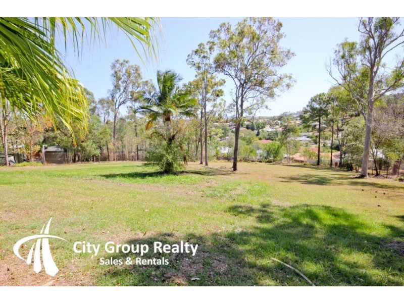 22 High Ridge Road, Gaven QLD 4211