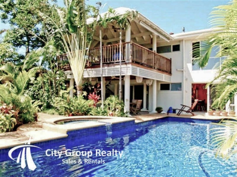 24 Gibraltar Dr, Isle Of Capri QLD 4217