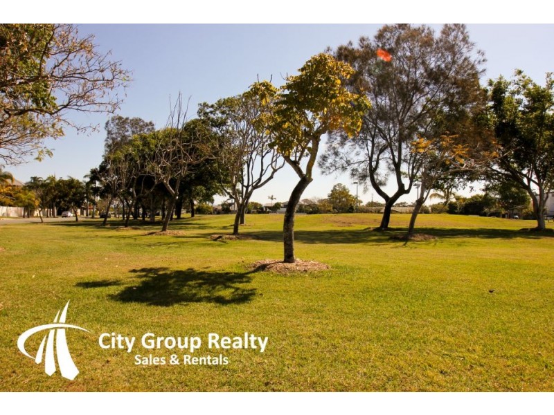 Chevron Island QLD 4217