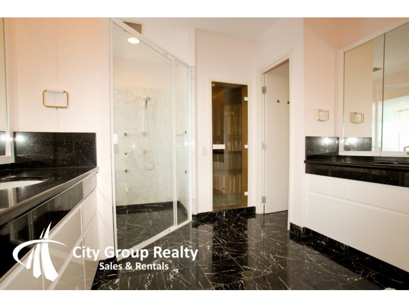 Chevron Island QLD 4217