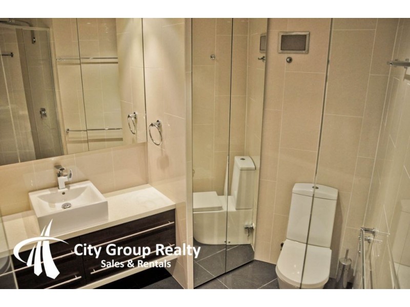 8 Trickett Street, Surfers Paradise QLD 4217