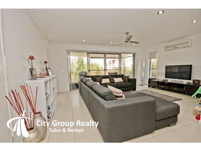 Varsity Lakes QLD 4227