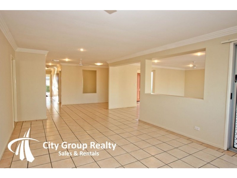 22 Beverly Cres, Broadbeach Waters QLD 4218