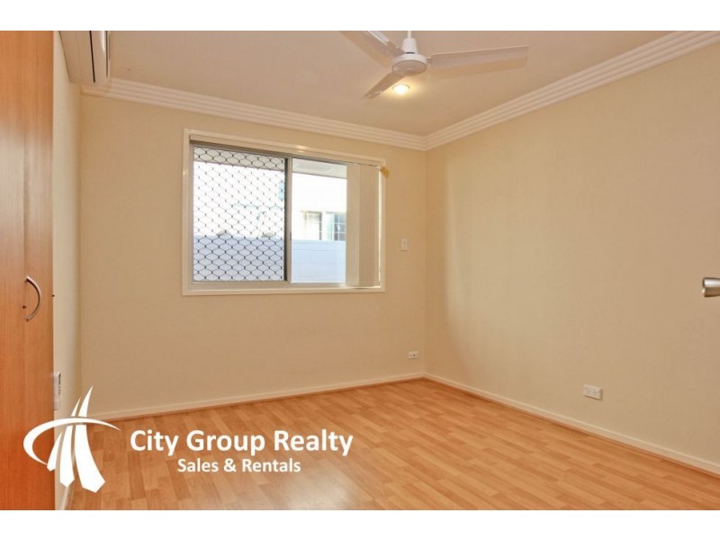 22 Beverly Cres, Broadbeach Waters QLD 4218