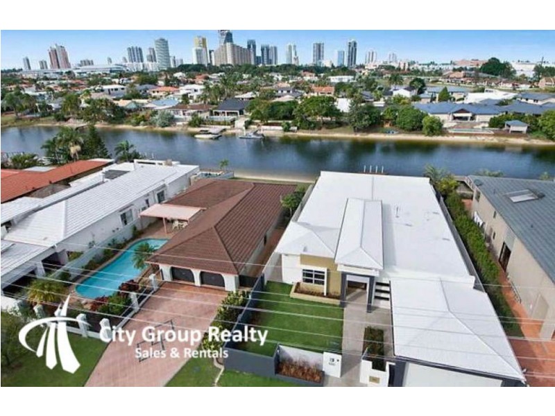 Broadbeach Waters QLD 4218