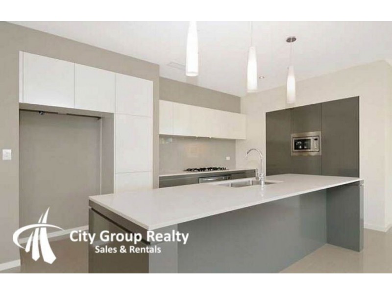 Broadbeach Waters QLD 4218