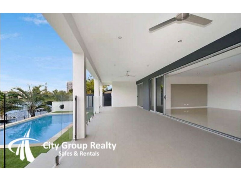 Broadbeach Waters QLD 4218