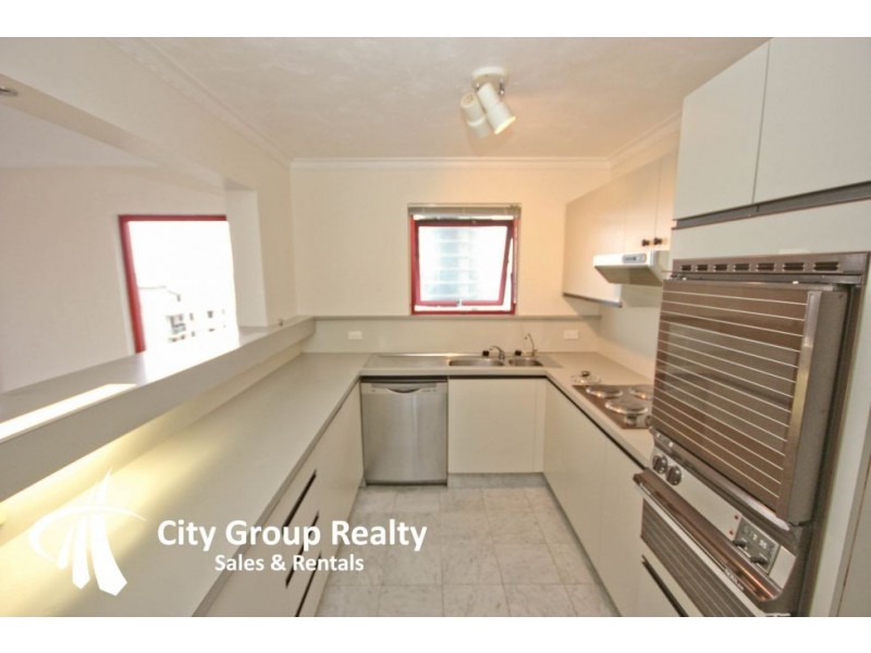 Broadbeach QLD 4218