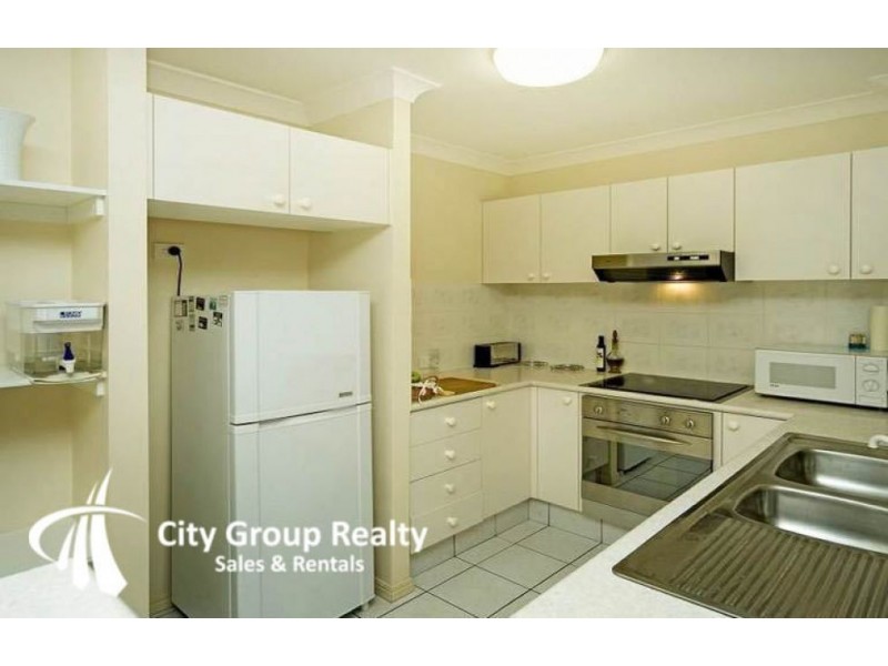 Paradise Point QLD 4216