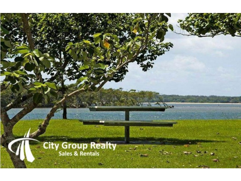 Paradise Point QLD 4216