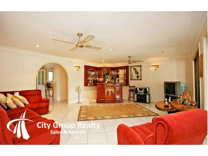 12 Argyle Cres, Sorrento QLD 4217