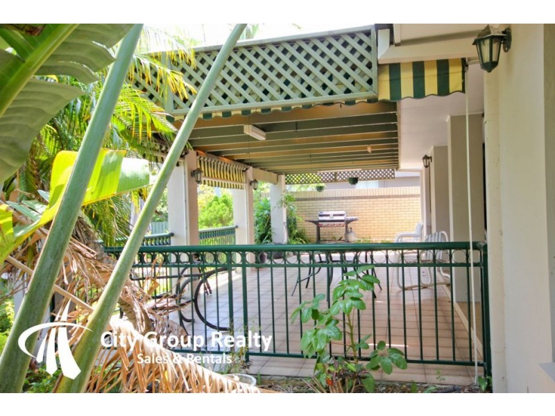 12 Argyle Cres, Sorrento QLD 4217