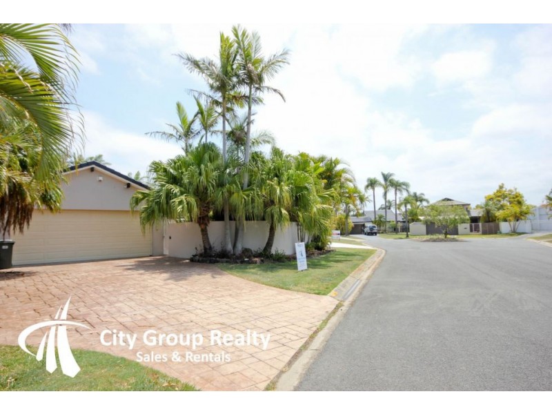 12 Argyle Cres, Sorrento QLD 4217