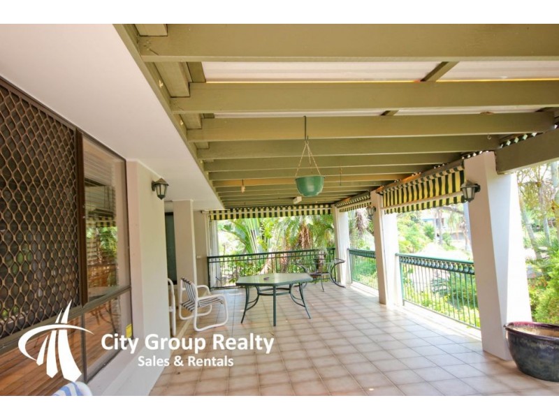 12 Argyle Cres, Sorrento QLD 4217