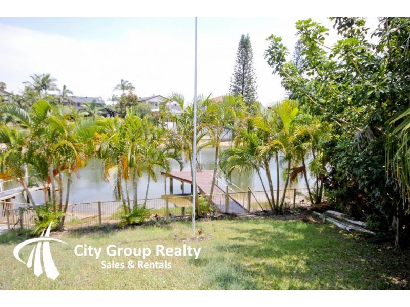 12 Argyle Cres, Sorrento QLD 4217