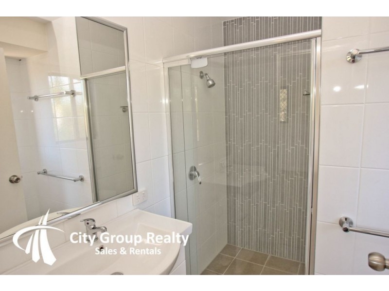 Carrara QLD 4211