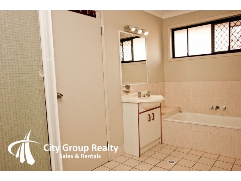 Burleigh Waters QLD 4220