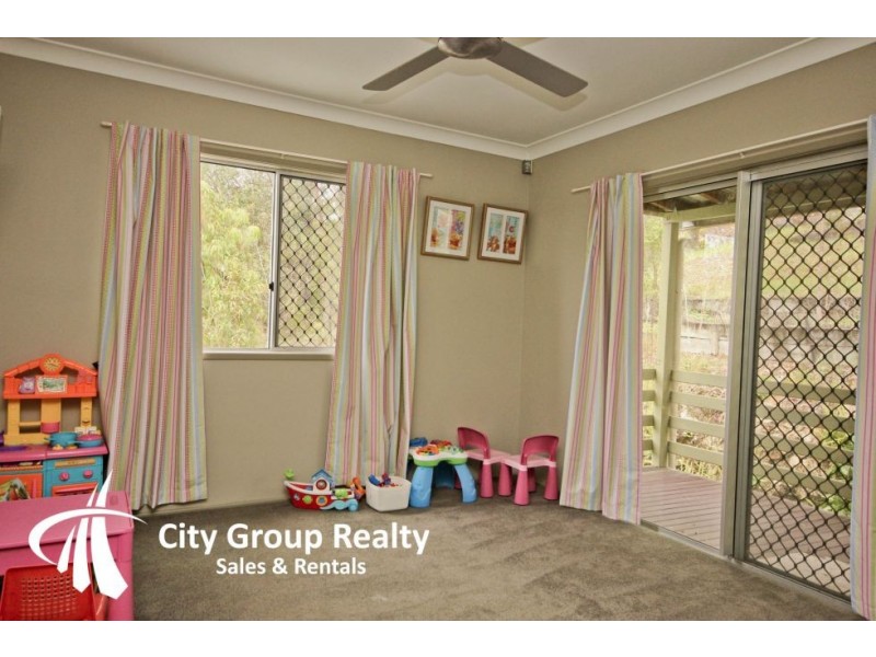 Elanora QLD 4221