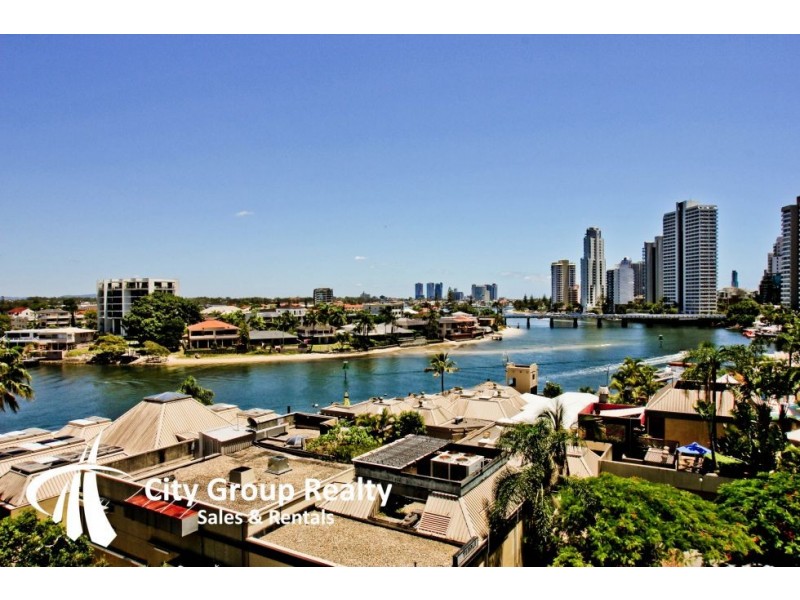 4 Wahroonga Street, Surfers Paradise QLD 4217