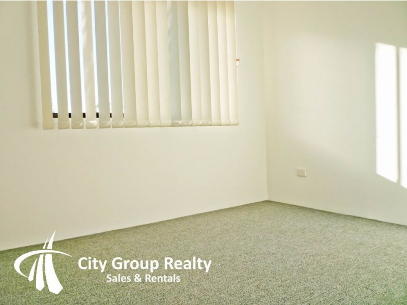 33 Duet Drive, Mermaid Waters QLD 4218