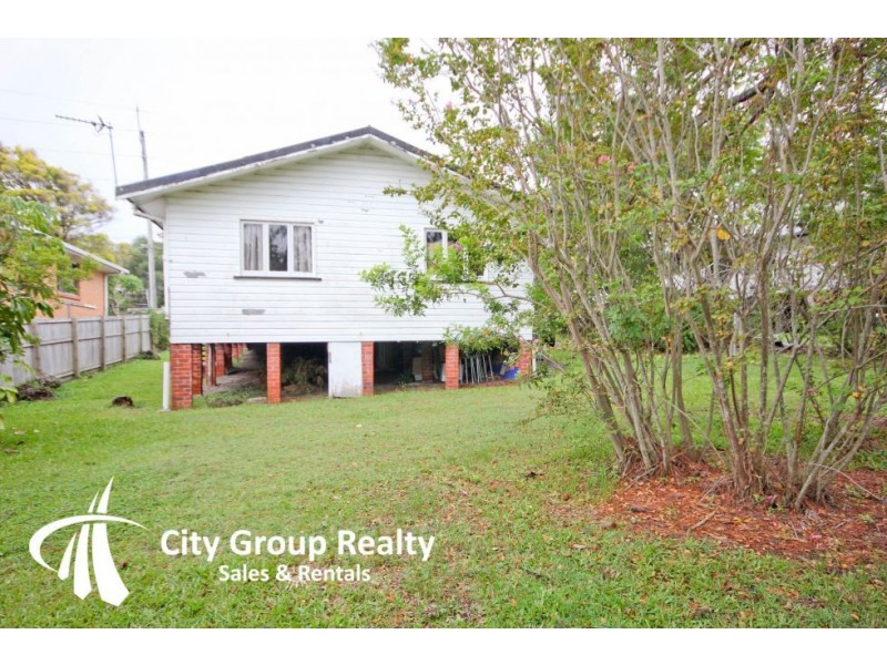 1/82 Eugaree Street, Southport QLD 4215