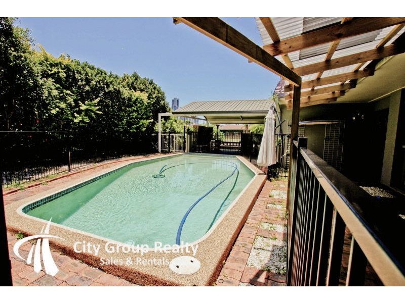 Surfers Paradise QLD 4217