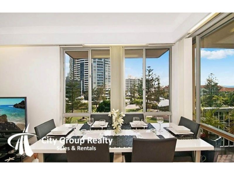 2 Federation Avenue, Broadbeach QLD 4218