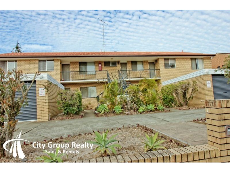 19 Sonia Street, Mermaid Waters QLD 4218