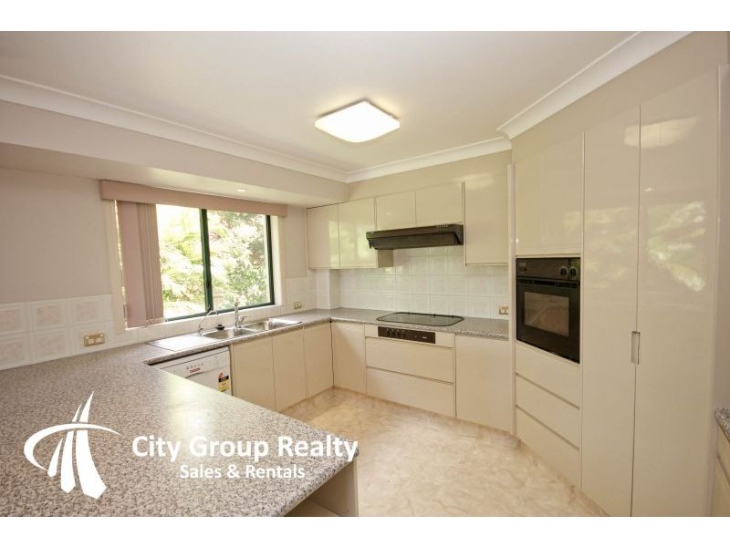 Benowa QLD 4217