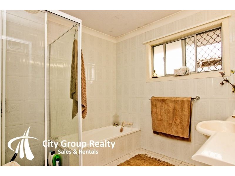 78 Boomarang Terrace, Sorrento QLD 4217