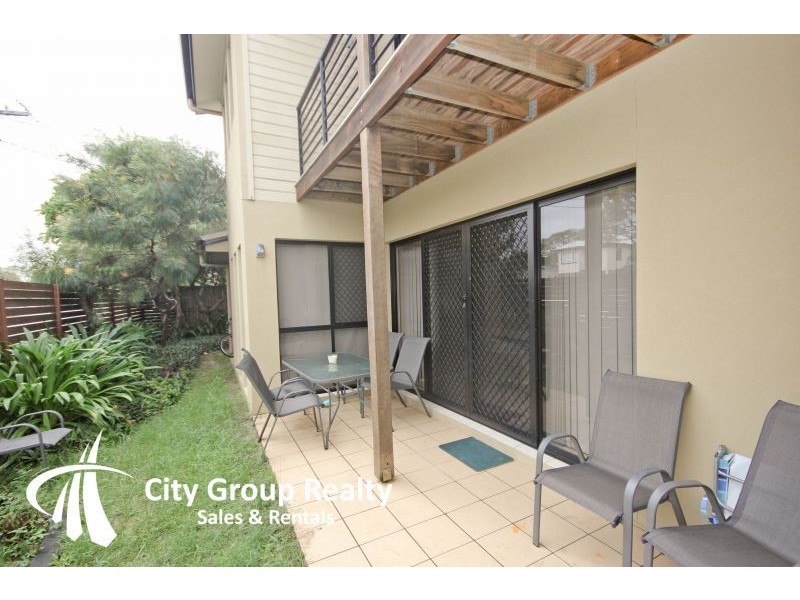 1/19 Ninth Av, Palm Beach QLD 4221