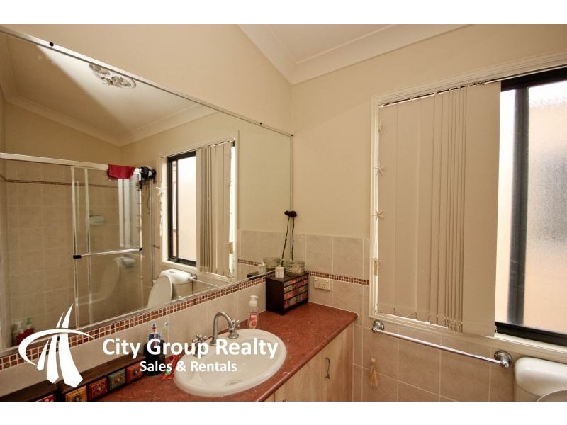 1/19 Ninth Av, Palm Beach QLD 4221