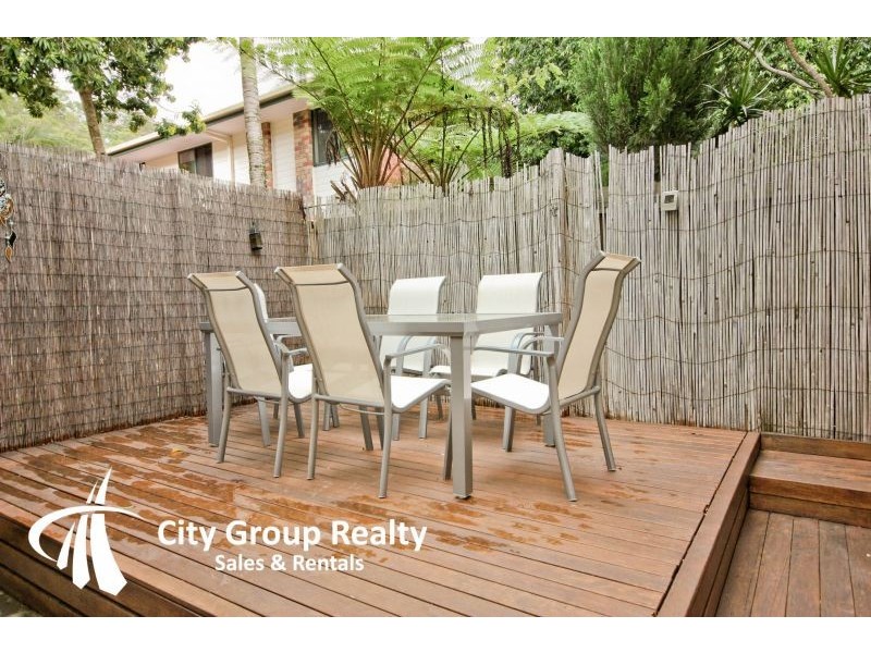 1 Karri Court, Burleigh Heads QLD 4220