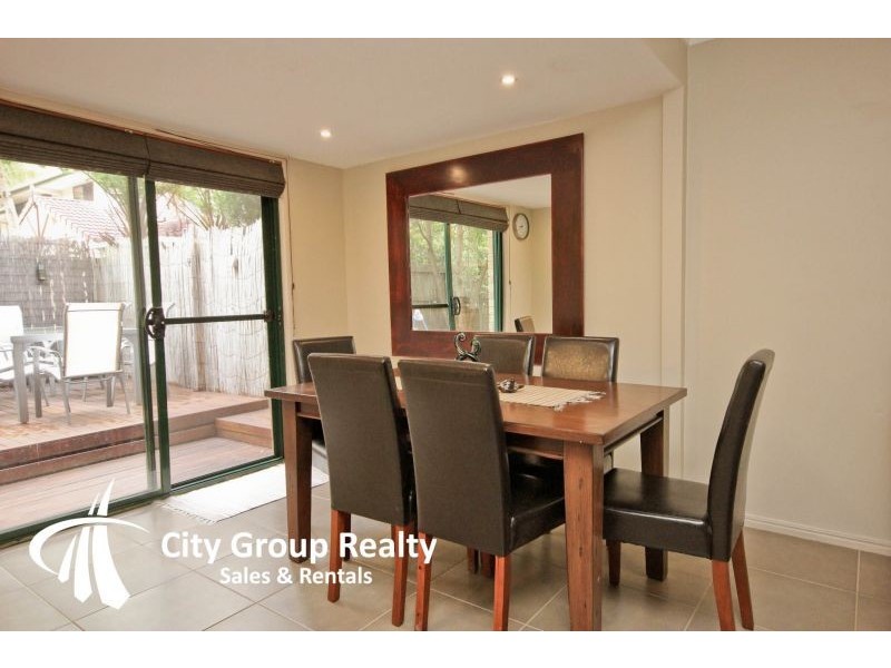 1 Karri Court, Burleigh Heads QLD 4220