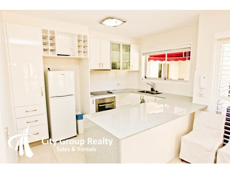 192 Ferny Avenue, Surfers Paradise QLD 4217