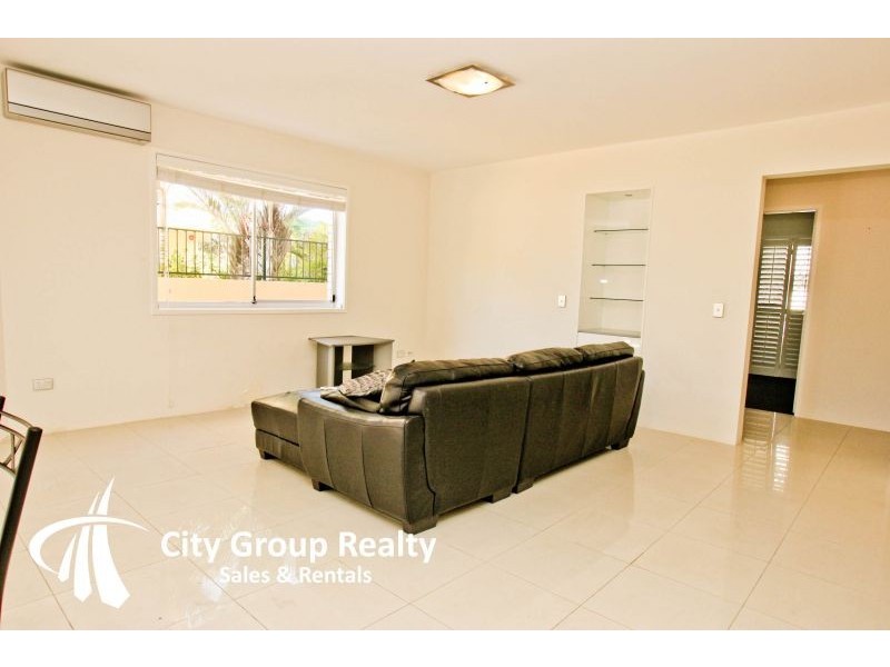 192 Ferny Avenue, Surfers Paradise QLD 4217