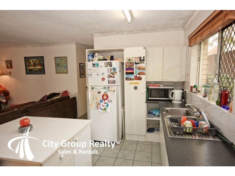 4/1947 Gold Coast Hwy, Burleigh Heads QLD 4220