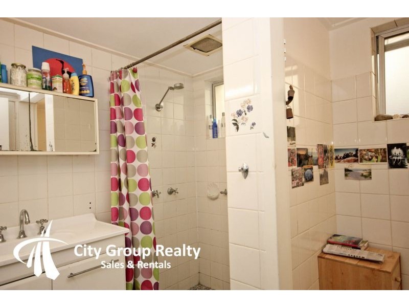 4/1947 Gold Coast Hwy, Burleigh Heads QLD 4220