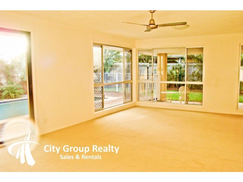 Broadbeach Waters QLD 4218