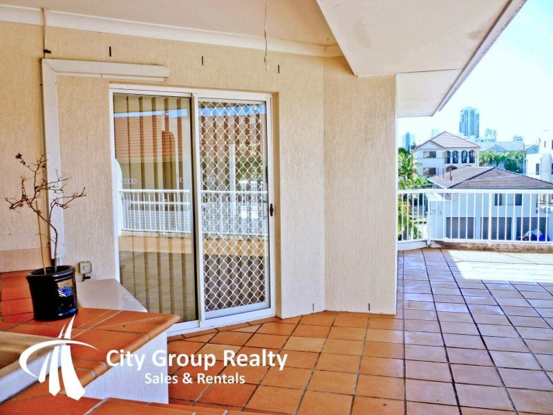 Broadbeach QLD 4218