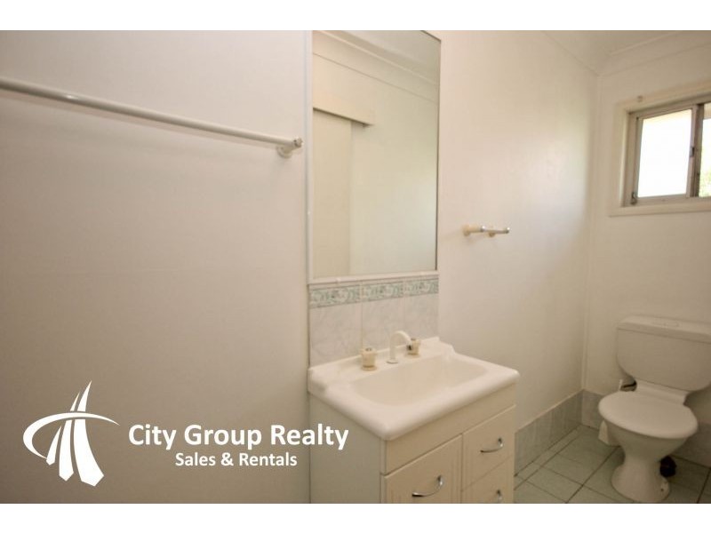 Broadbeach Waters QLD 4218