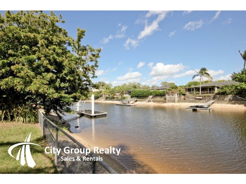 Broadbeach Waters QLD 4218