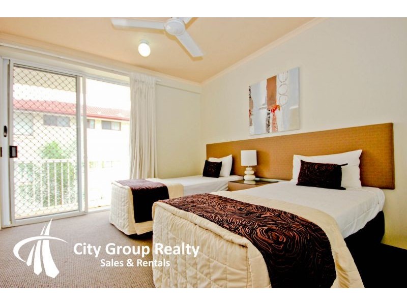 76/10 Alexandra Ave, Broadbeach QLD 4218