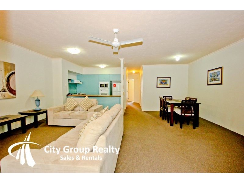 76/10 Alexandra Ave, Broadbeach QLD 4218