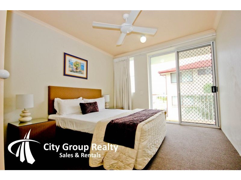 76/10 Alexandra Ave, Broadbeach QLD 4218