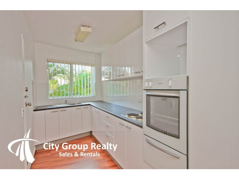 62 Paradise Island, Surfers Paradise QLD 4217