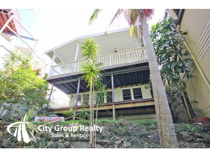 54 Woodgee Street, Currumbin QLD 4223