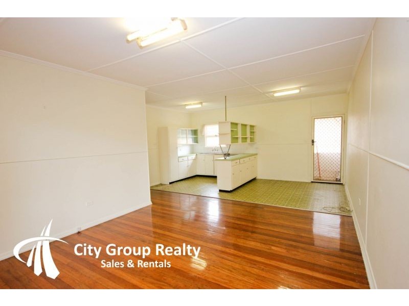 2/13 Jubilee Avenue, Broadbeach QLD 4218