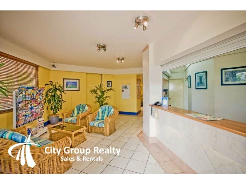 8 Trickett Street, Surfers Paradise QLD 4217